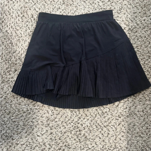 Yes Pleats Peplum Tank and skirt black size small - Picture 4 of 9